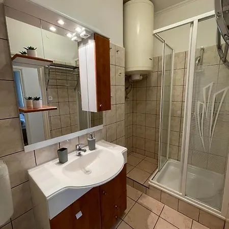Alexandra Apartman Appartamento *