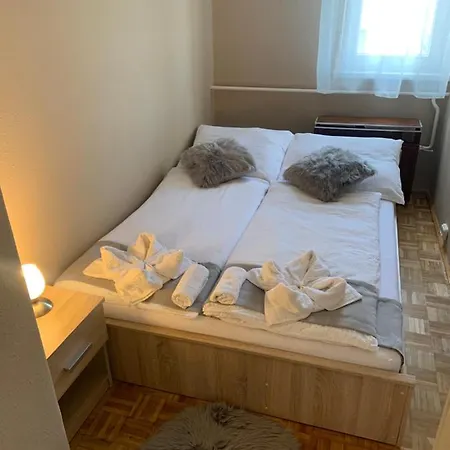 Alexandra Apartman *