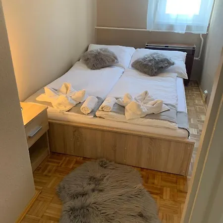 Alexandra Apartman *